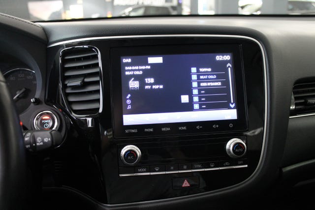2020 MITSUBISHI OUTLANDER - 25