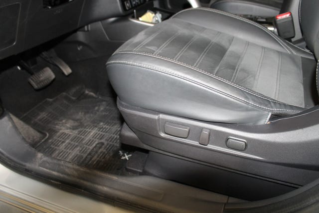 2020 MITSUBISHI OUTLANDER - 18