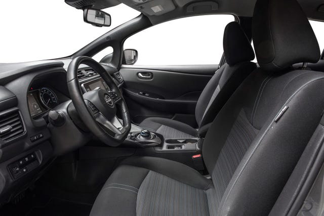 2022 NISSAN LEAF - 10