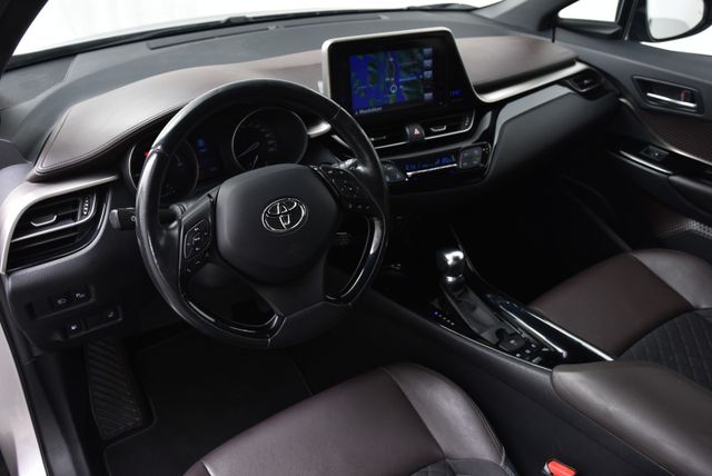 2018 TOYOTA C-HR - 9