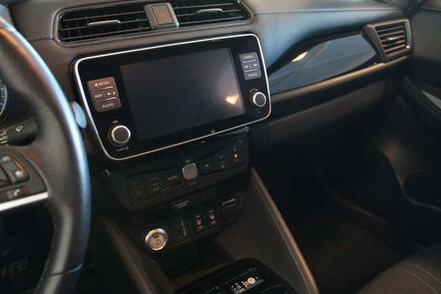 2021 NISSAN LEAF - 16