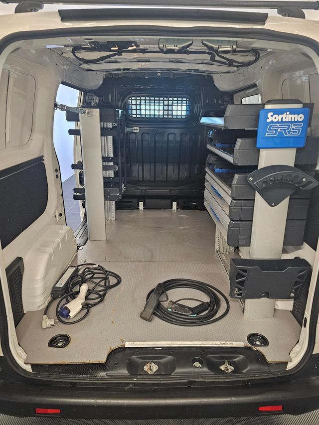 2019 NISSAN E-NV200 - 23