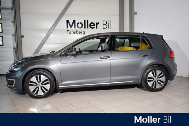 WVWZZZAUZJ8900264 2018 VOLKSWAGEN GOLF-1