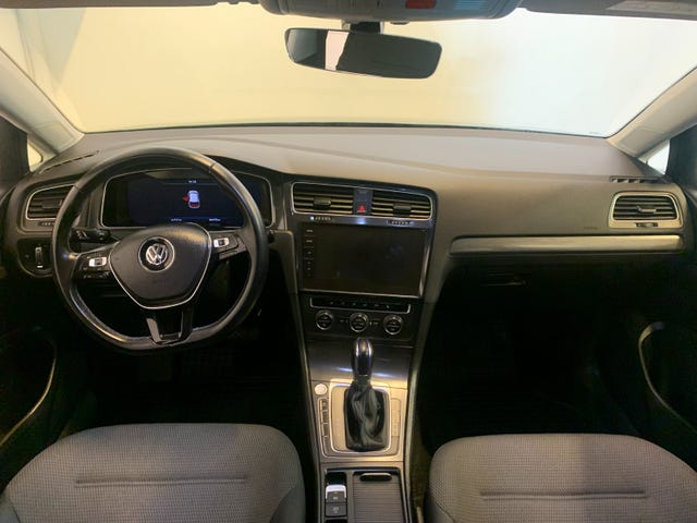 2018 VOLKSWAGEN GOLF - 11