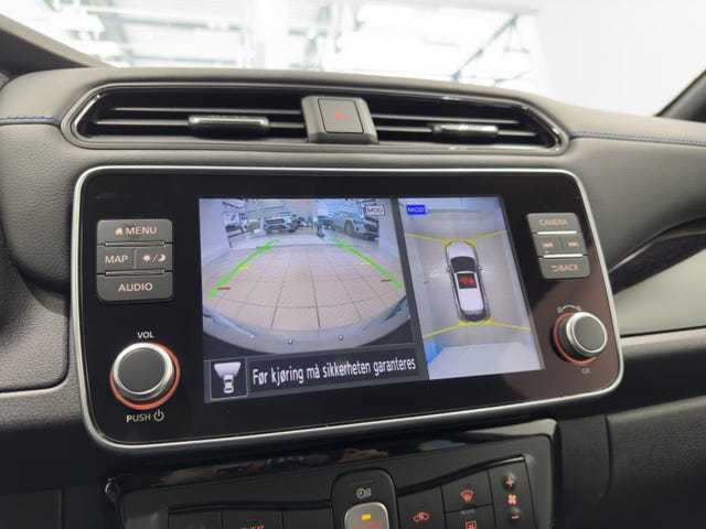 2021 NISSAN LEAF - 25