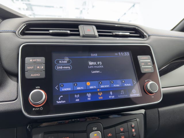 2021 NISSAN LEAF - 21
