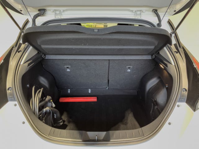 2021 NISSAN LEAF - 27