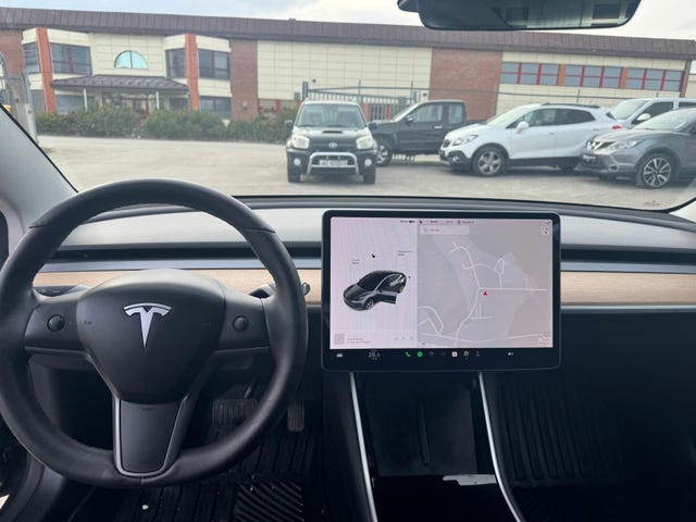2019 TESLA MODEL 3 - 13