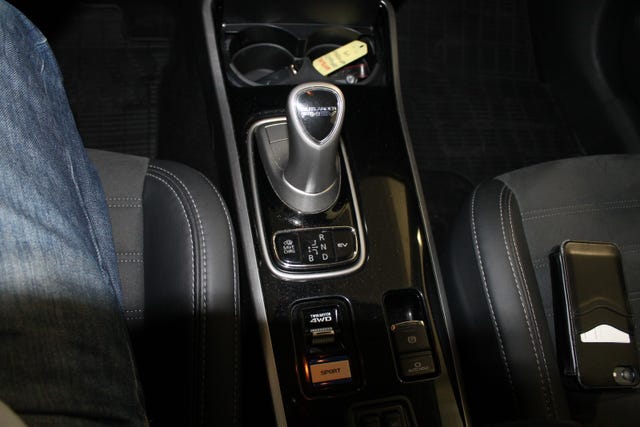 2020 MITSUBISHI OUTLANDER - 18