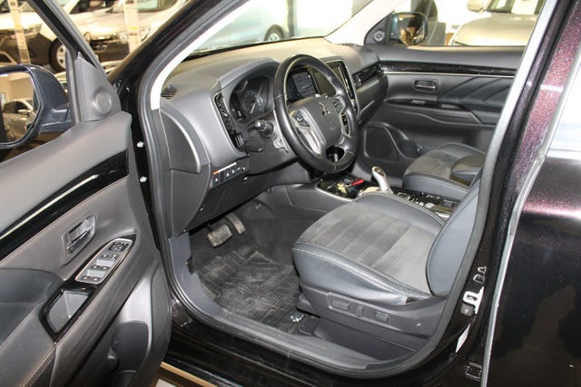 2020 MITSUBISHI OUTLANDER - 17