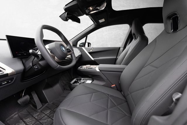 2024 BMW IX XDRIVE 50 - 10