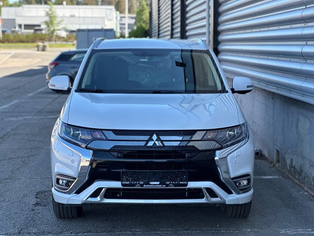 2020 MITSUBISHI OUTLANDER - 11