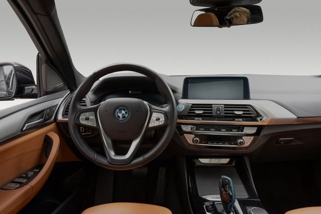 2021 BMW IX3 - 20