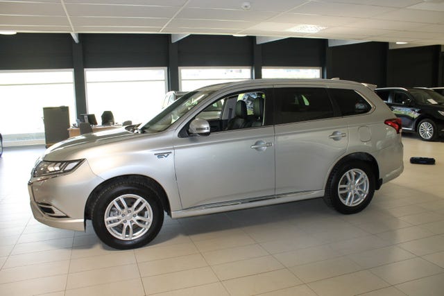 JMBXDGG3WLZ041642 2020 MITSUBISHI OUTLANDER-3