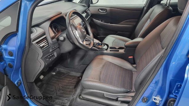 2021 NISSAN LEAF - 10