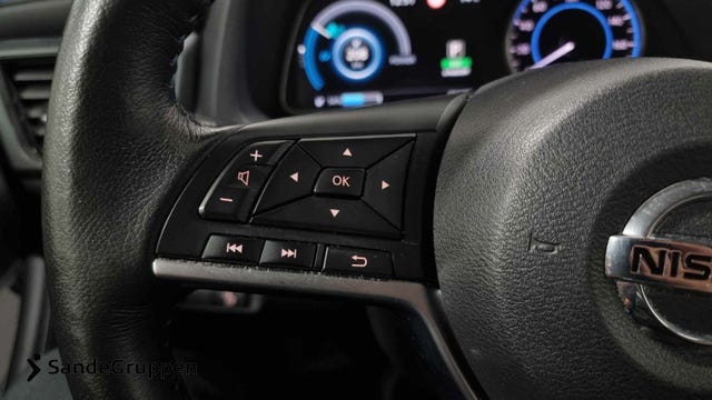 2021 NISSAN LEAF - 12