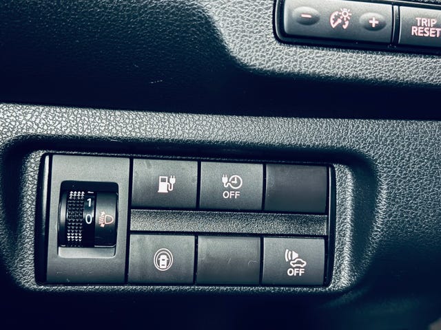 2018 NISSAN LEAF - 15
