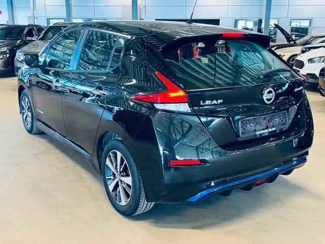 2018 NISSAN LEAF - 7