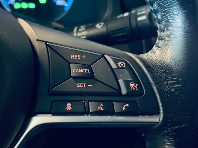 2018 NISSAN LEAF - 14