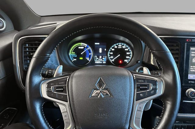 2020 MITSUBISHI OUTLANDER - 11