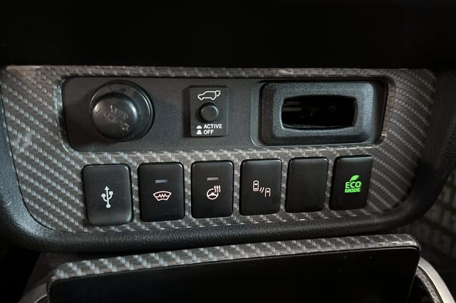 2020 MITSUBISHI OUTLANDER - 25