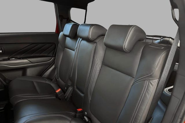 2020 MITSUBISHI OUTLANDER - 17