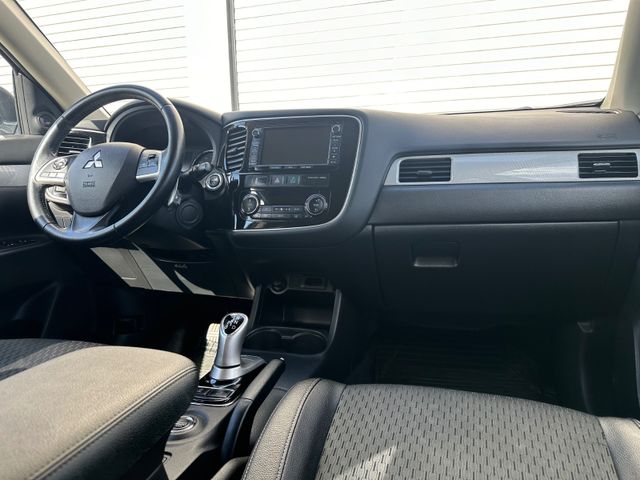 2015 MITSUBISHI OUTLANDER - 11