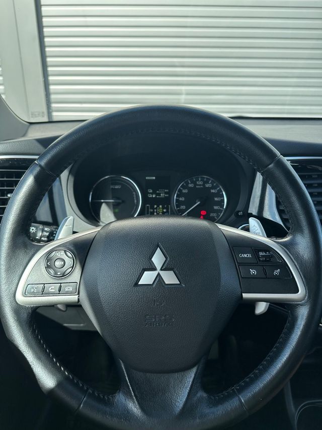 2015 MITSUBISHI OUTLANDER - 14