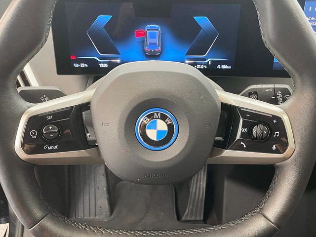 2022 BMW IX XDRIVE 40 - 22