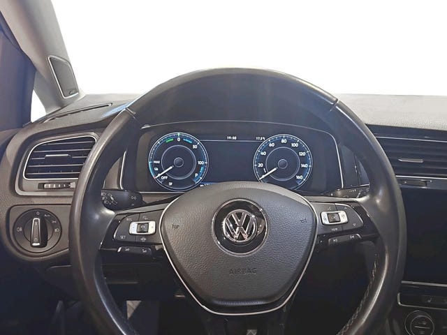 2019 VOLKSWAGEN GOLF - 10