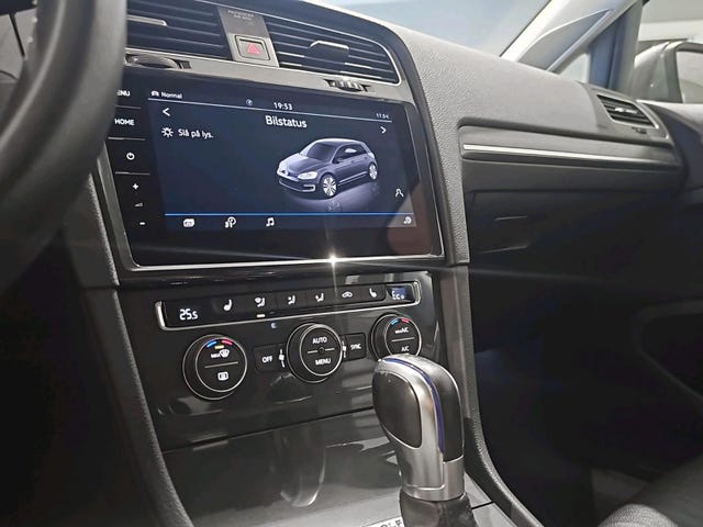 2019 VOLKSWAGEN GOLF - 16