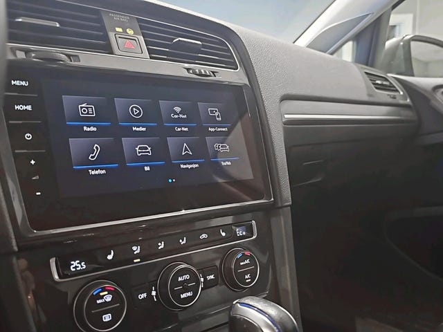 2019 VOLKSWAGEN GOLF - 14
