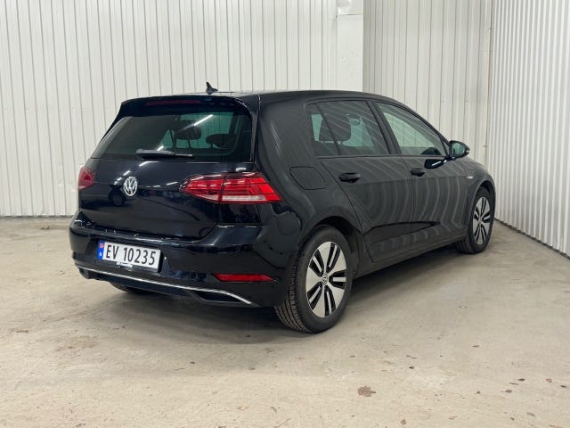 WVWZZZAUZJ8909974 2018 VOLKSWAGEN GOLF-5