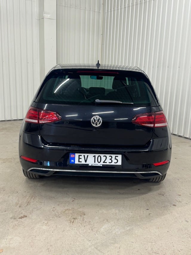 WVWZZZAUZJ8909974 2018 VOLKSWAGEN GOLF-4