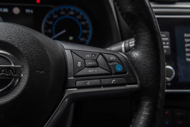 2021 NISSAN LEAF - 15
