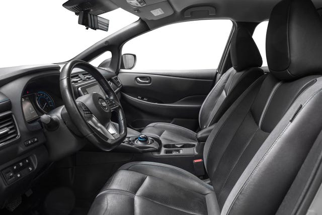 2021 NISSAN LEAF - 9