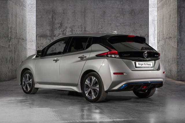 2021 NISSAN LEAF - 8
