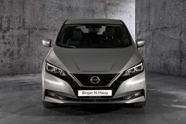 SJNFAAZE1U0114288 2021 NISSAN LEAF-2