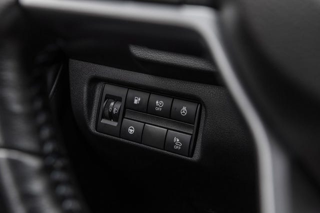 2021 NISSAN LEAF - 18