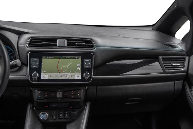 2022 NISSAN LEAF - 20