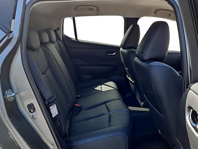 2018 NISSAN LEAF - 22