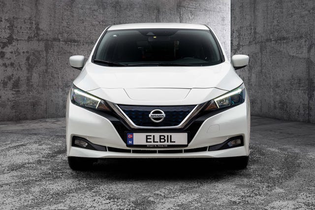 SJNFAAZE1U0123230 2021 NISSAN LEAF-2