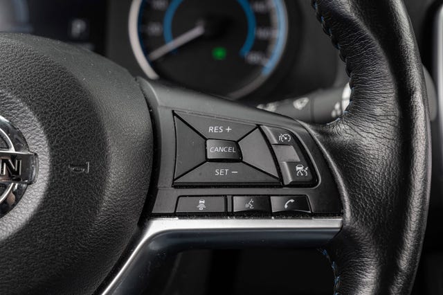 2021 NISSAN LEAF - 12