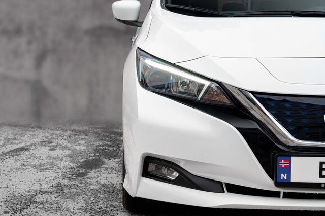 2021 NISSAN LEAF - 7