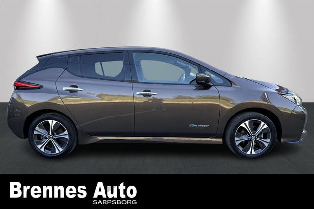2020 NISSAN LEAF - 8
