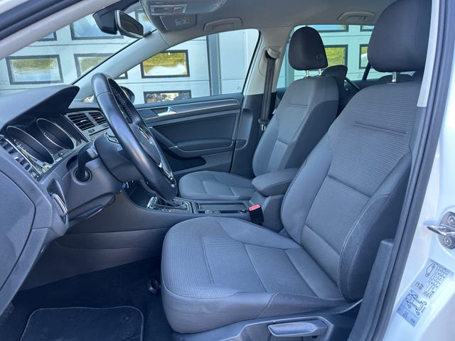 2019 VOLKSWAGEN GOLF - 16