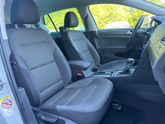 2019 VOLKSWAGEN GOLF - 18