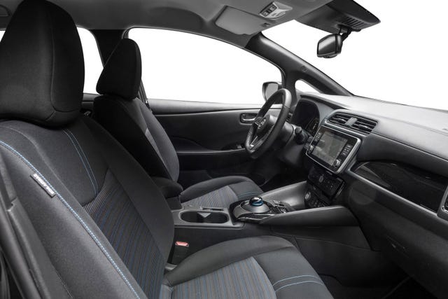 2022 NISSAN LEAF - 24