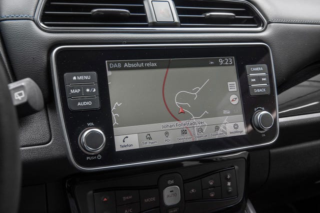 2022 NISSAN LEAF - 21