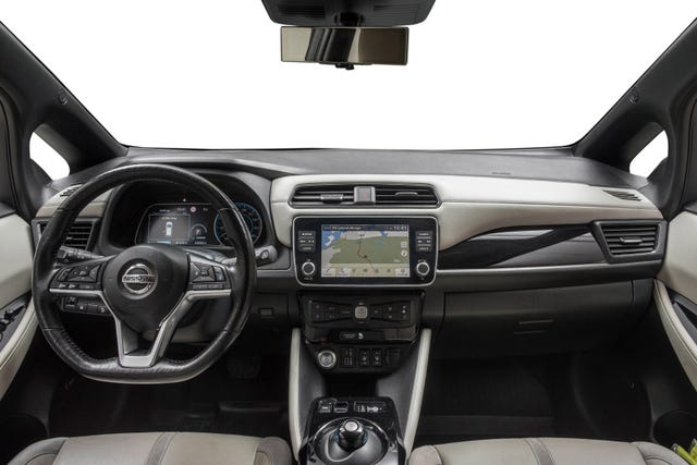 2021 NISSAN LEAF - 13